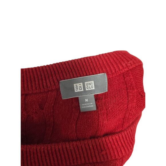 Uniqlo Red Cable Knit Sweater – Men’s Classic Crewneck - M - Picture 4 of 4